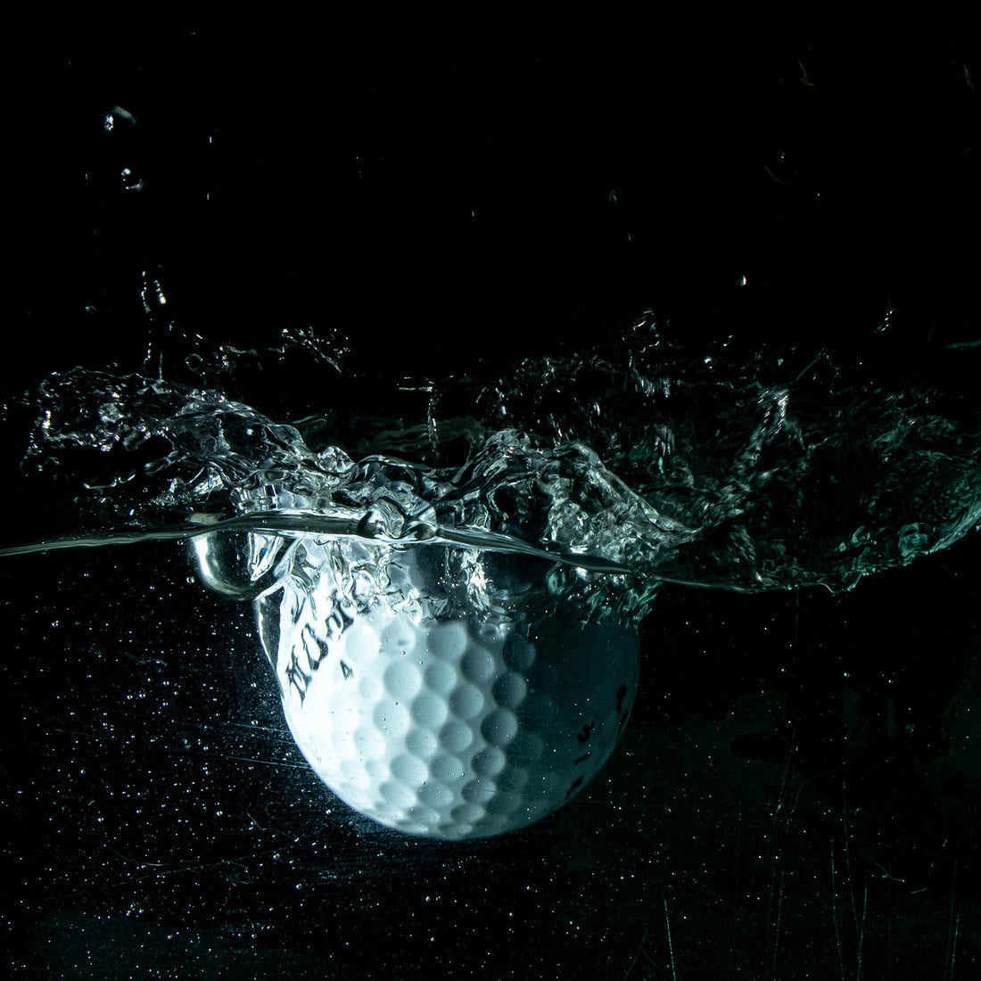How to Clean Golf Balls: A Complete Guide
