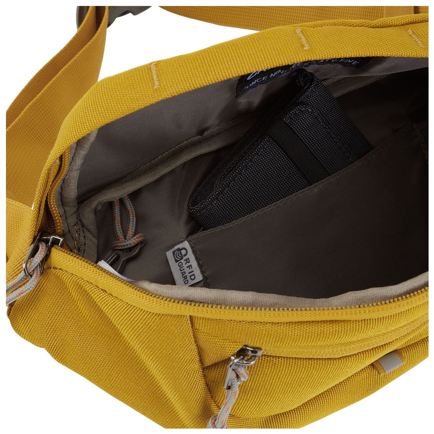 Craghoppers 1.5L Kiwi Classic Waist Bum Bag